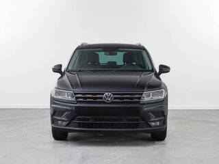 2018 Volkswagen Tiguan II, чёрный, 3100000 рублей, вид 1
