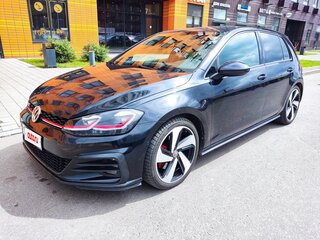 2018 Volkswagen Golf GTI VII Рестайлинг, чёрный, 2250000 рублей, вид 1