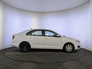 2019 Skoda Rapid I Рестайлинг, белый, 875000 рублей, вид 4