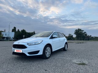 2016 Ford Focus III Рестайлинг, белый, 1050000 рублей, вид 1