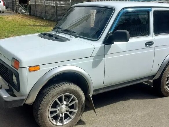 2010 Lada (ВАЗ) 2121 (4x4) I Рестайлинг, белый, 465000 рублей - вид 6
