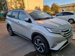 2021 Toyota Rush II, серый, 1950000 рублей, вид 3