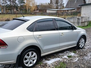 2011 Volkswagen Polo V, бежевый, 720000 рублей, вид 2