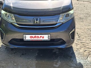2015 Honda Stepwgn V, серый, 1850000 рублей, вид 1