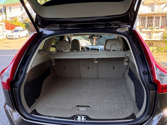 2014 Volvo XC60 I Рестайлинг, коричневый, 2800000 рублей - вид 9