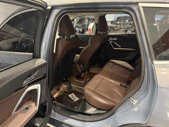 2024 BMW X1 Long 20Li sDrive III (U11/U12), серебристый, 2750070 рублей - вид 19