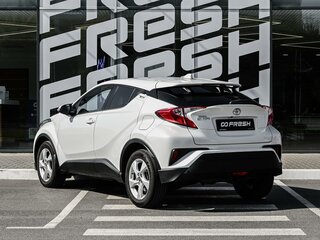 2018 Toyota C-HR I, белый, 2375000 рублей, вид 2