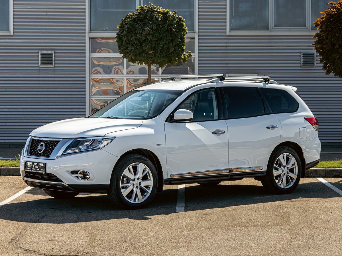 Открыть фотографии: Nissan Pathfinder IV