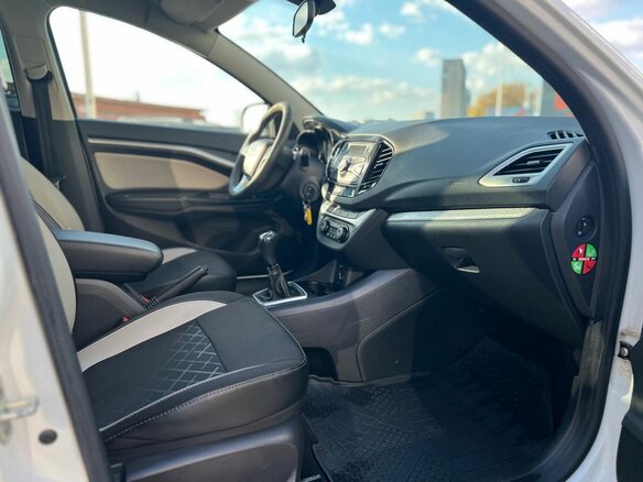 2020 Lada (ВАЗ) Vesta SW Cross I, белый, 1058000 рублей - вид 18
