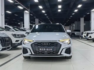 2022 Audi A3 35 TFSI Long IV (8Y), белый, 2797007 рублей, вид 2