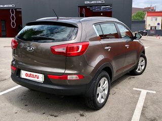 2013 Kia Sportage III, коричневый, 915000 рублей, вид 4