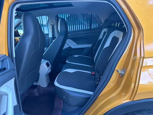2023 Volkswagen T-Cross I (China Market), оранжевый, 1450000 рублей - вид 12