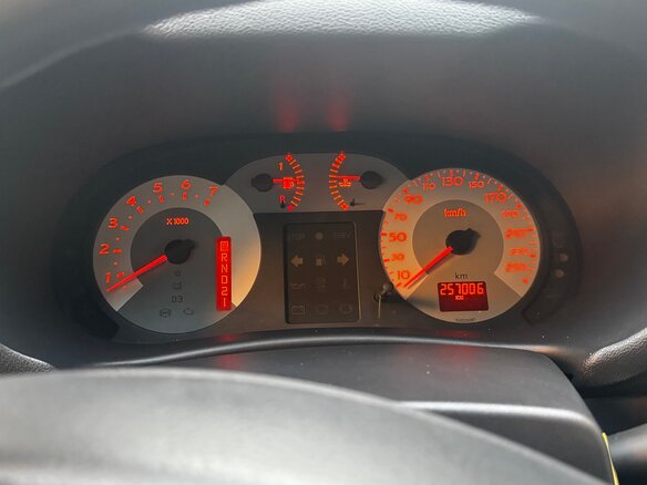 2008 Renault Symbol I Рестайлинг 2, серебристый - вид 9