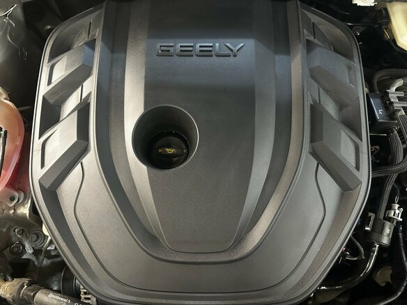 2024 Geely Atlas II, серый, 2655000 рублей - вид 15