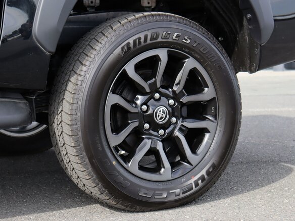 2026 Toyota Hilux VIII Рестайлинг 3, чёрный, 9000000 рублей - вид 12