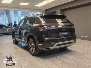 2023 Volkswagen Tayron I Рестайлинг, чёрный, 2760000 рублей, вид 4