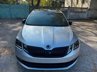 2019 Skoda Octavia III (A7) Рестайлинг, серебристый, 2050000 рублей, вид 5