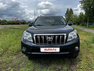 2013 Toyota Land Cruiser Prado 150 Series, серый, 3800000 рублей, вид 3