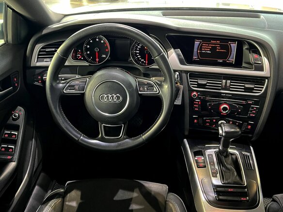 2012 Audi A5 I (8T) Рестайлинг, белый, 1600000 рублей - вид 28