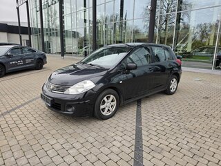 2008 Nissan Tiida I, чёрный, 850000 рублей, вид 1