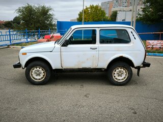 2015 Lada (ВАЗ) 2121 (4x4) I Рестайлинг, белый, 240000 рублей, вид 2