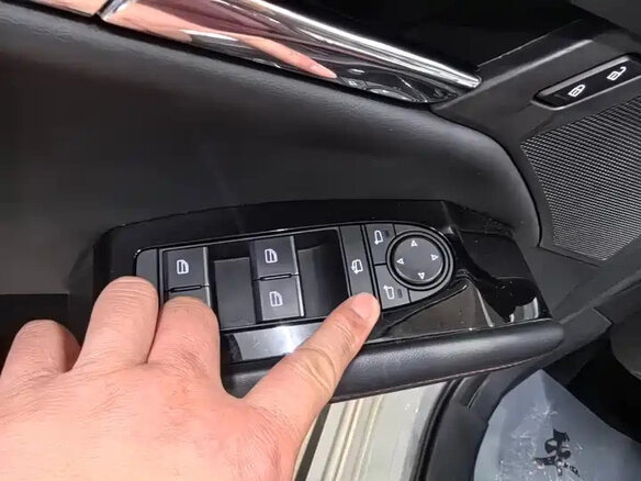 2022 Mazda 3 Axela IV (BP), белый, 1405000 рублей - вид 19
