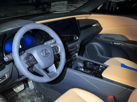 2026 Lexus RX 300 V, чёрный, 7550000 рублей, вид 3