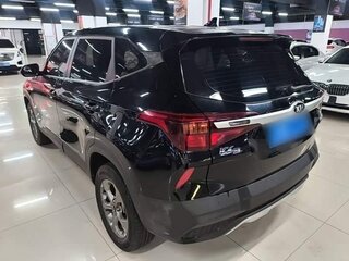 2020 Kia KX3, чёрный, 1340000 рублей, вид 4
