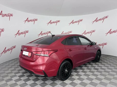 2018 Hyundai Solaris II, красный, 1165000 рублей, вид 5
