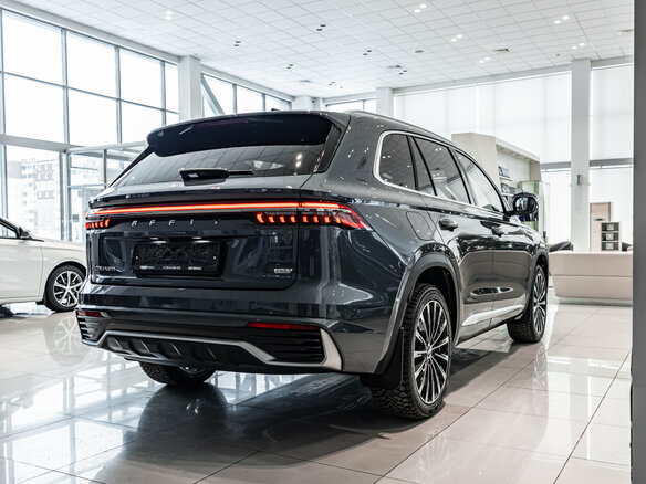 2026 Geely Monjaro I, серый, 4954990 рублей - вид 3