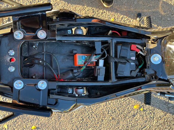 2025 Racer Alpha, чёрный, 75000 рублей - вид 7