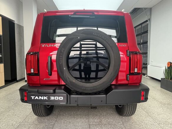 2026 Tank 300 I, красный, 4499000 рублей - вид 4