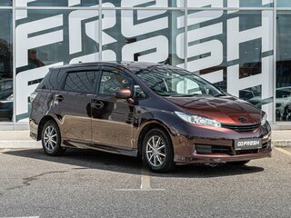 Toyota Wish II Рестайлинг