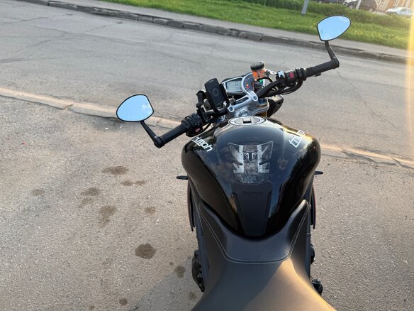 2012 Triumph Speed Triple, чёрный, 695000 рублей - вид 8