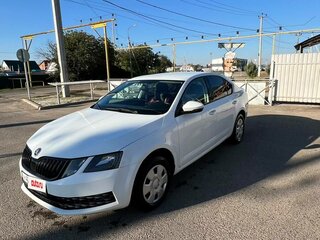 2018 Skoda Octavia III (A7) Рестайлинг, белый, 836500 рублей, вид 2