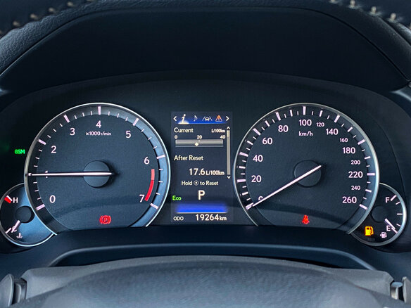 2022 Lexus RX 350 IV Рестайлинг, чёрный, 6450000 рублей - вид 17