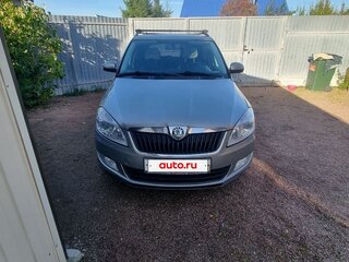 2011 Skoda Fabia II Рестайлинг, серый, 750000 рублей, вид 2