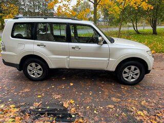 2008 Mitsubishi Pajero IV, белый, 1300000 рублей, вид 2