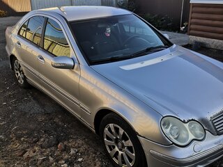 2003 Mercedes-Benz C-Класс 200 II (W203), серебристый, 320000 рублей, вид 2