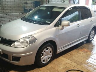 2012 Nissan Tiida I Рестайлинг, серый, 910000 рублей, вид 3