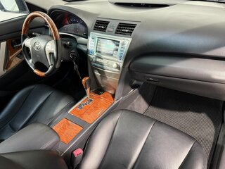 2011 Toyota Camry VI (XV40) Рестайлинг, чёрный, 1149800 рублей, вид 3