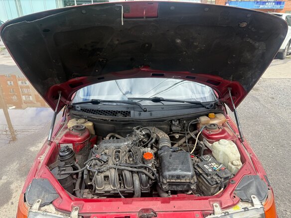 2007 Lada (ВАЗ) 2112, красный, 200000 рублей - вид 19
