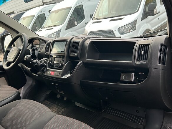 2019 Peugeot Boxer, серебристый, 2990000 рублей - вид 10