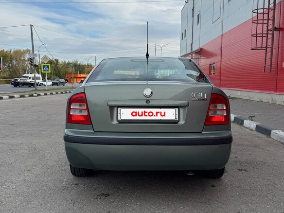 2003 Skoda Octavia I (A4) Рестайлинг, зелёный - вид 2