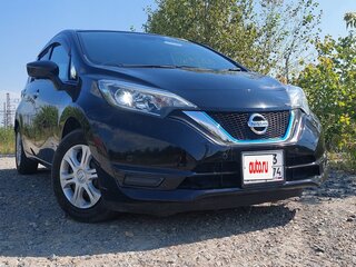 2018 Nissan Note e-Power II Рестайлинг, чёрный, 1190000 рублей, вид 1