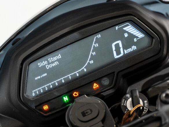 2023 Bajaj Dominar 400, чёрный, 370000 рублей - вид 9