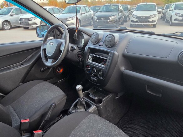 2013 Lada (ВАЗ) Granta I, серебристый, 238000 рублей - вид 7