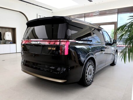 2026 Zeekr 009 108 kWh I Рестайлинг, чёрный, 13900000 рублей, вид 2
