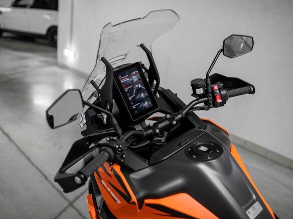 2026 KTM 1390 Super Adventure S Evo, оранжевый, 2990000 рублей - вид 9
