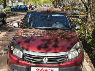 2014 Renault Sandero Stepway I, красный, 850000 рублей, вид 2